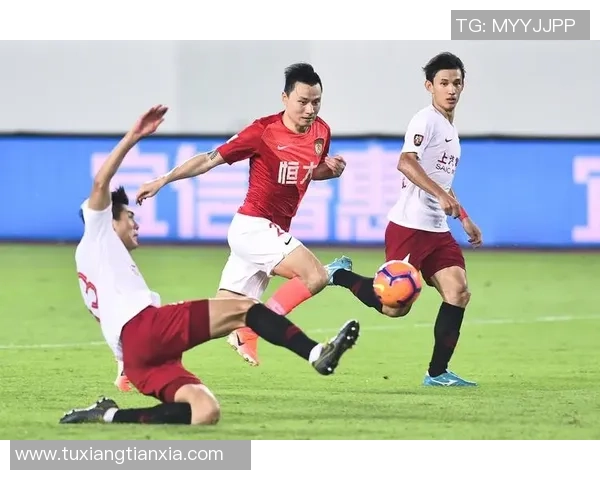 圣克鲁斯与庞普雷塔激战正酣谁能在这场较量中笑到最后 圣克鲁斯与庞普雷塔激战正酣谁能在这场较量中笑到最后