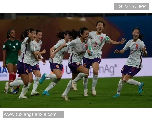 中国女足迎战墨西哥7月4日激情对决展现巾帼风采